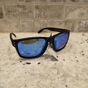 Stylish Black Sunglasses with Blue Lenses Polarized